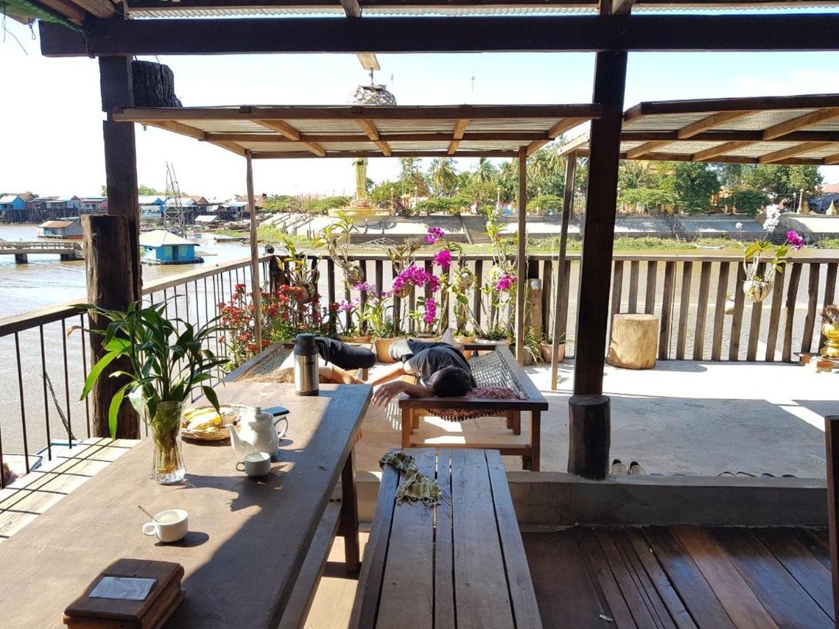 St 63 Home Stay & Tour Kampong Khleang Exterior photo